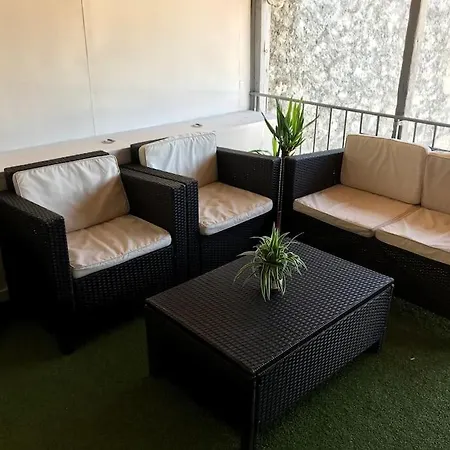 Appartement Cote Gare Avec Jacuzzi Chambery Exterior photo